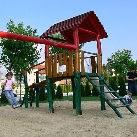 Napfeny Hotel Zalakaros Buitenkant foto