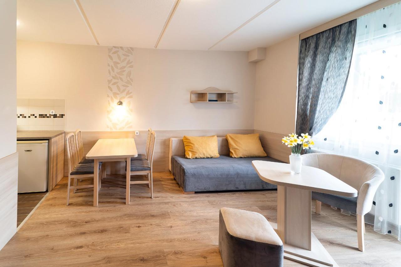 Napfeny Hotel Zalakaros Buitenkant foto