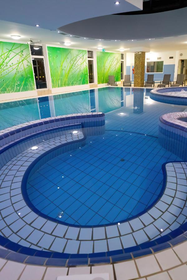 Napfeny Hotel Zalakaros Buitenkant foto