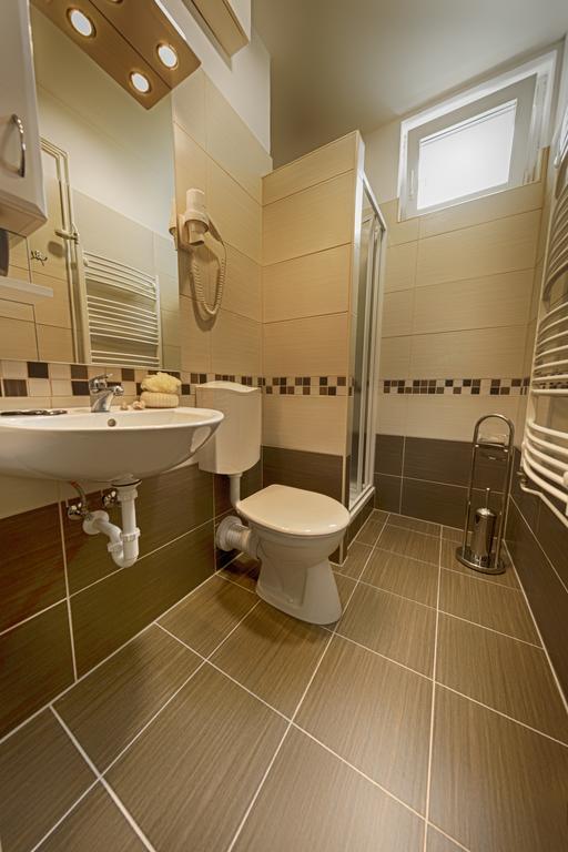 Napfeny Hotel Zalakaros Buitenkant foto